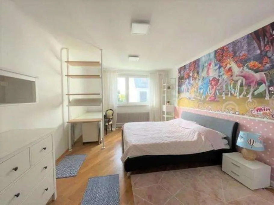 Nice Apartment In Vienna With Garden
